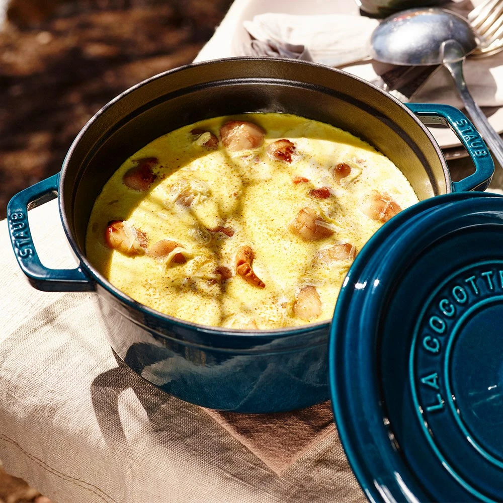Staub Enamelled Cast Iron Round Cocotte La Mer 24cm Blue 3.8L - Image 2