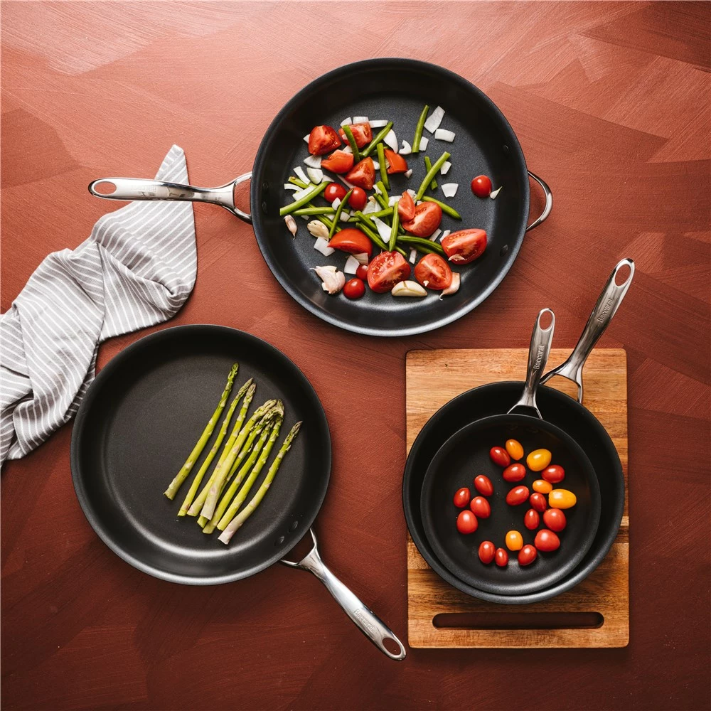 Baccarat ID3 Hard Anodised 32cm Frypan With Helper Handle - Image 4