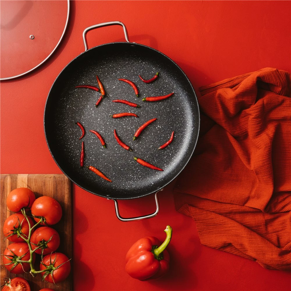 Baccarat Ultimo Non Stick Saute Pan With Lid 32cm - Image 2